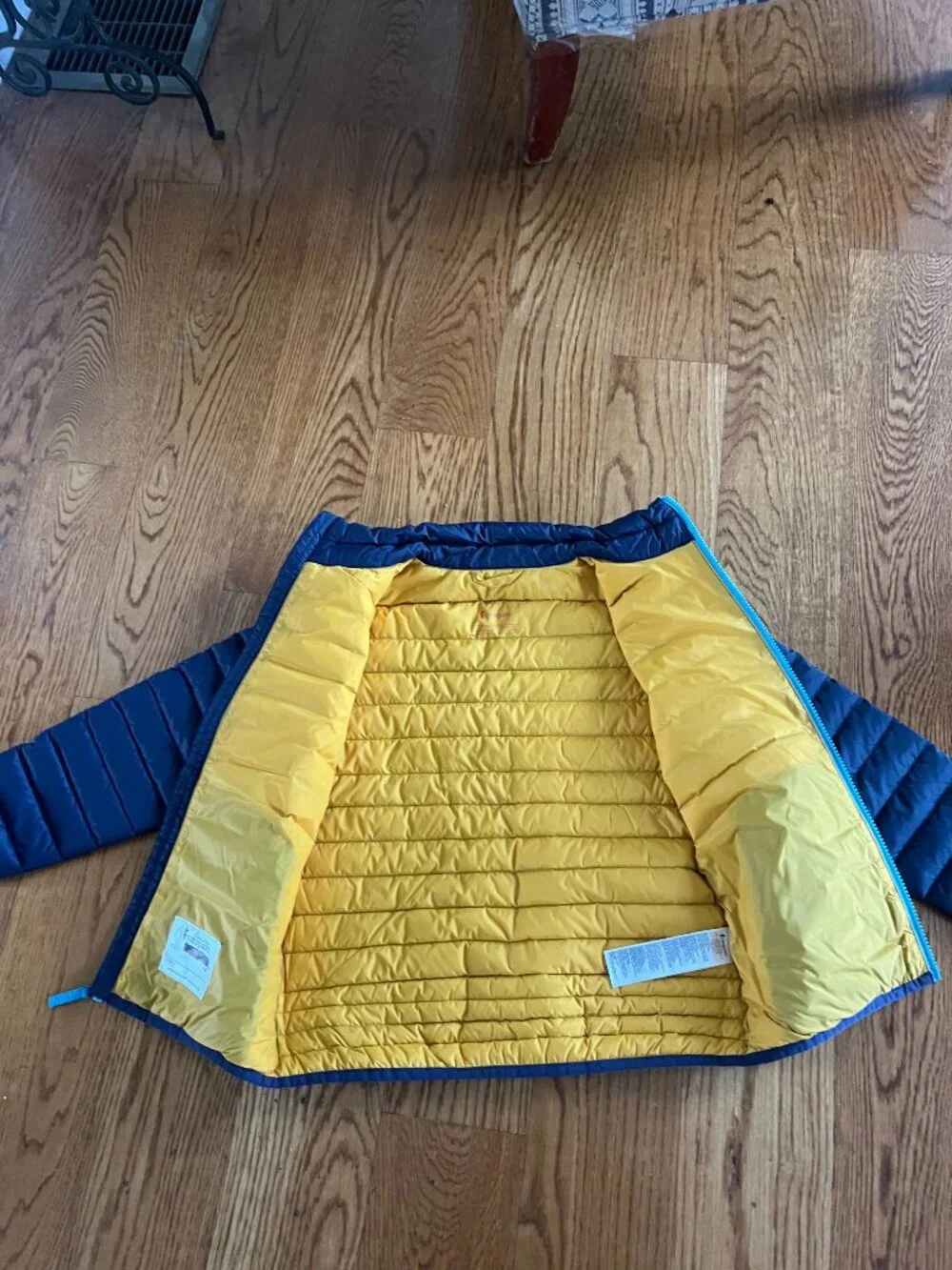 Cotopaxi Kid's Navy Puffer Jacket Size S